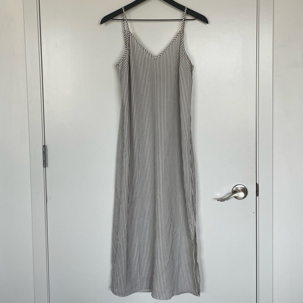 A New Day white + black/navy stripped spaghetti strap maxi dress | size S